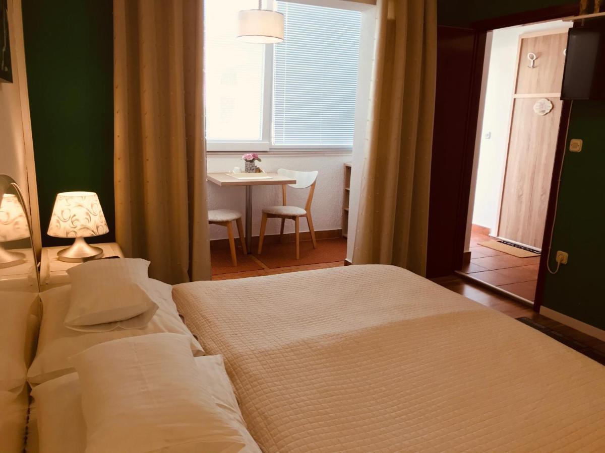 Apartments - Rooms Vesna 普利莫顿 外观 照片
